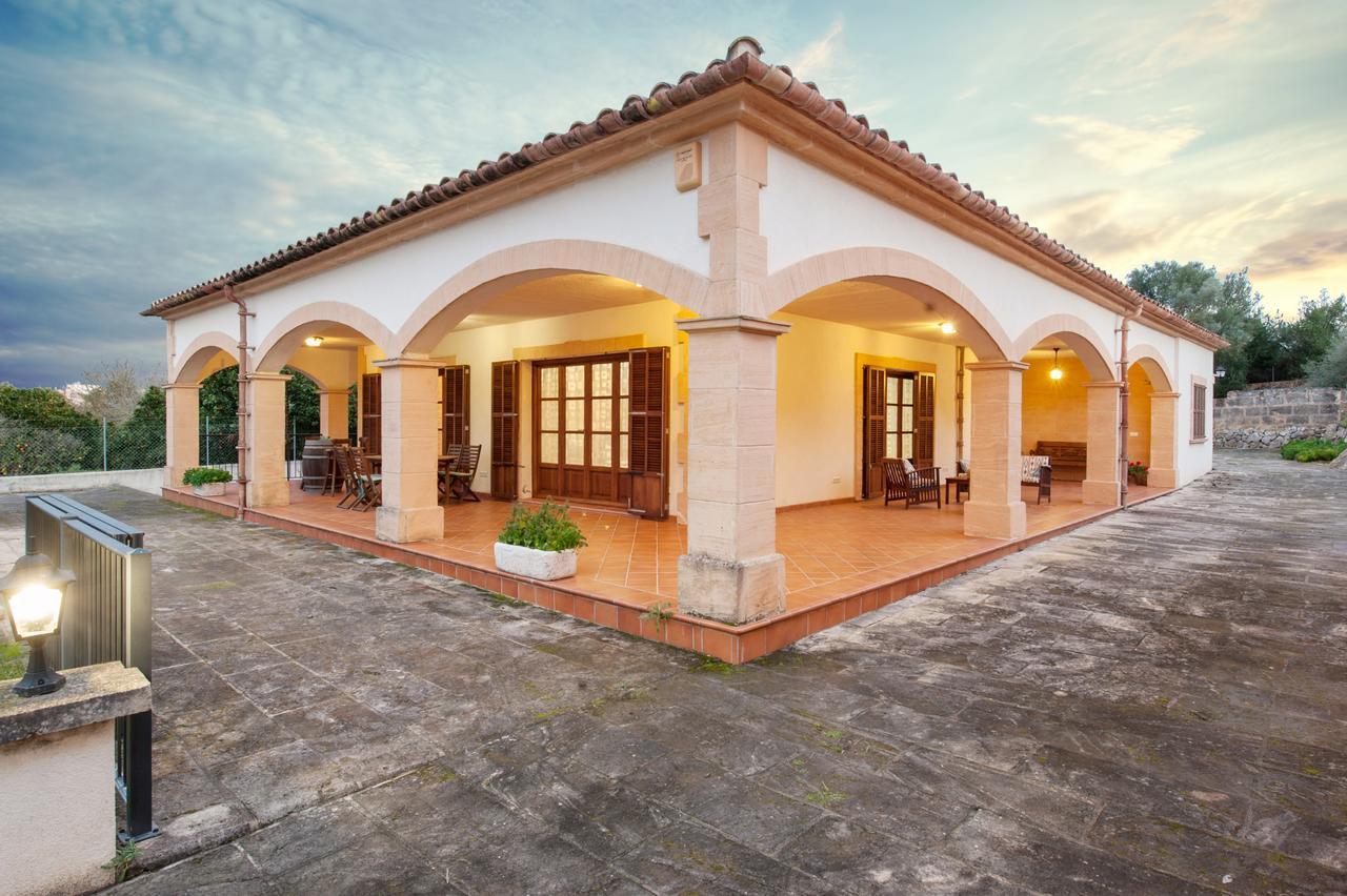 Ses Covetes Villa Petra  Kültér fotó