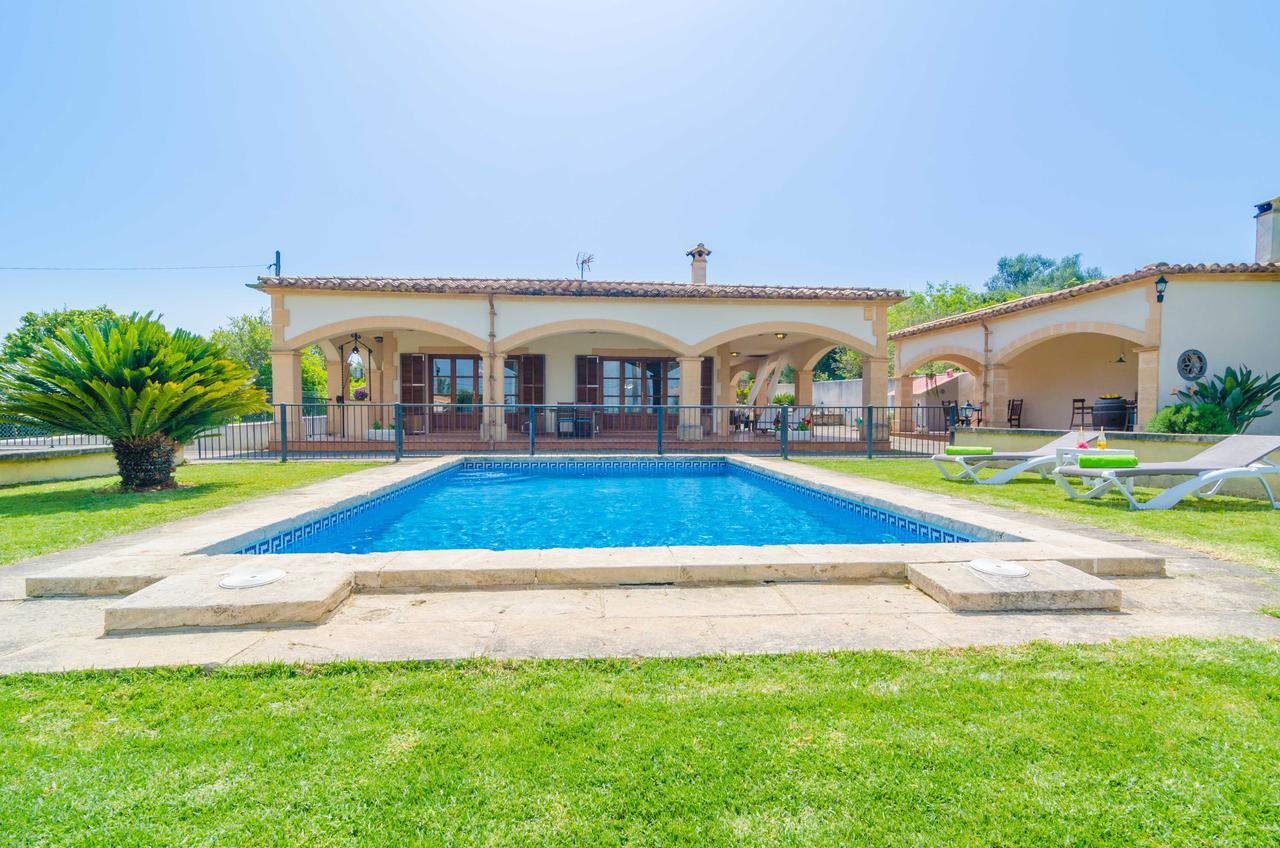 Ses Covetes Villa Petra  Kültér fotó