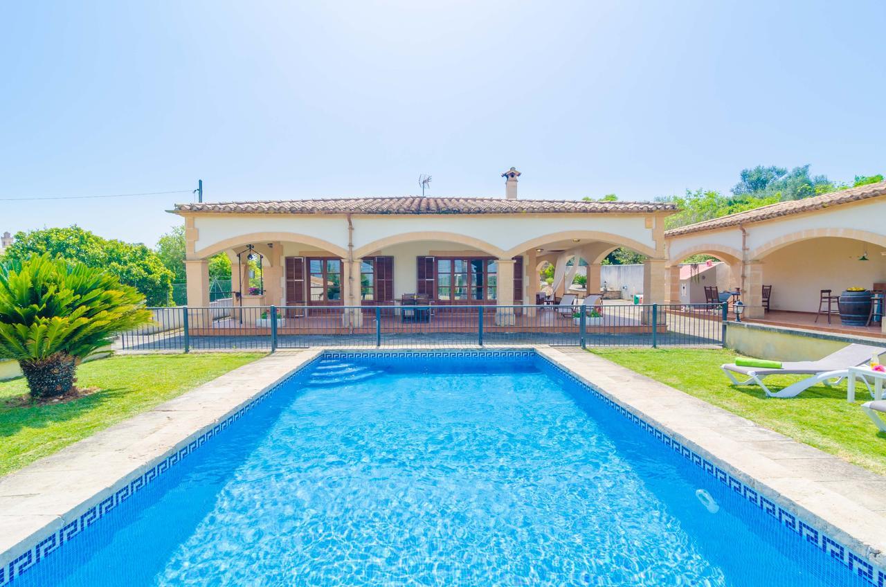 Ses Covetes Villa Petra  Kültér fotó