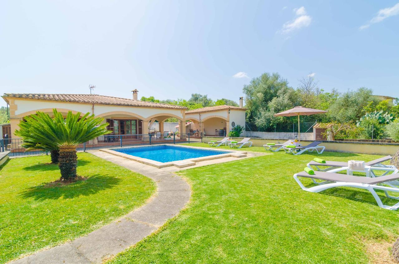 Ses Covetes Villa Petra  Kültér fotó