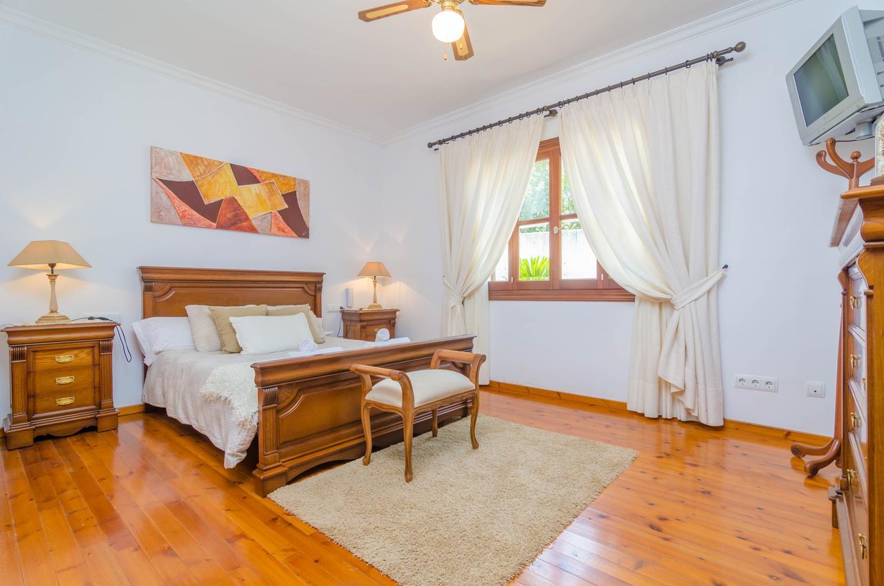 Ses Covetes Villa Petra  Kültér fotó