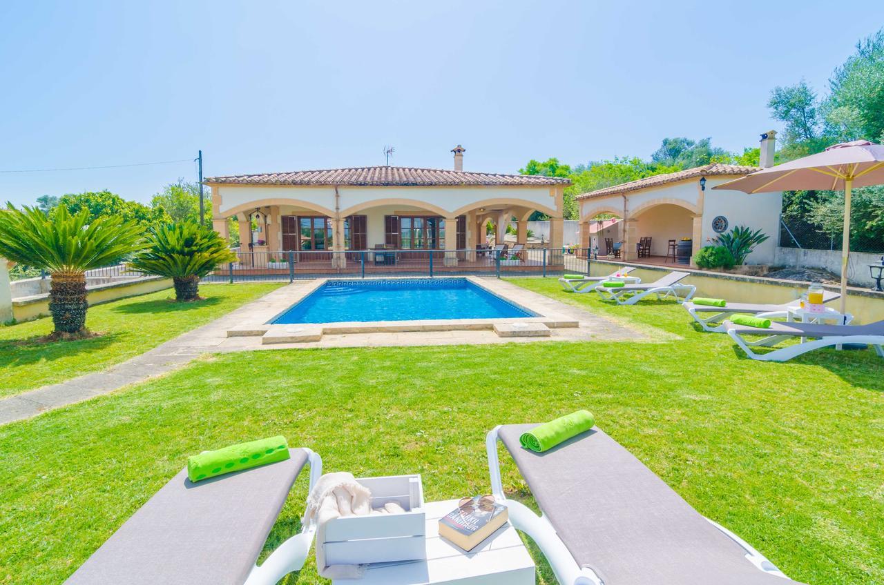 Ses Covetes Villa Petra  Kültér fotó